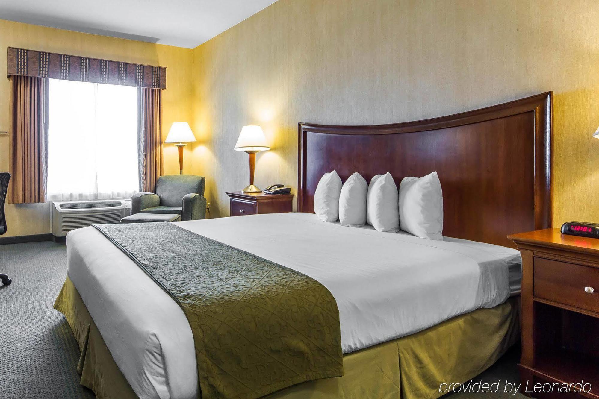 Quality Inn & Suites Livermore Wine Country Exterior foto